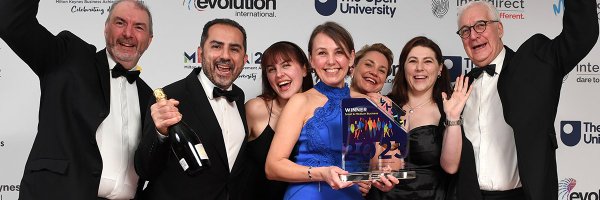 AmandaWrightYY Profile Banner