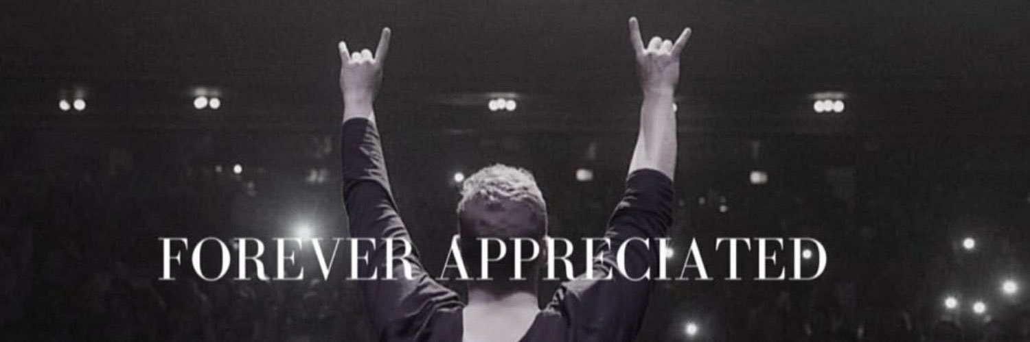 macklaxoxo's profile banner image