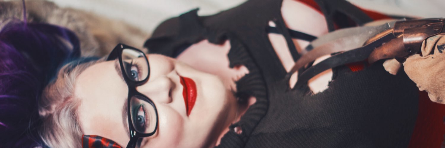 tararyzin's profile banner image