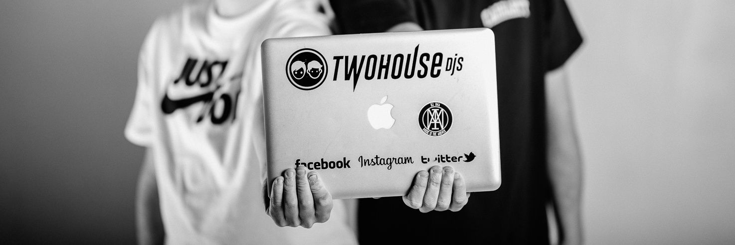 TWO HOUSE DJS banner