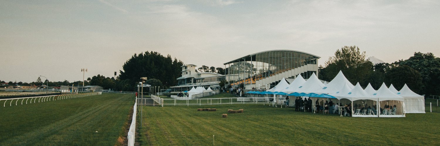 New Plymouth Raceway 🏇 banner