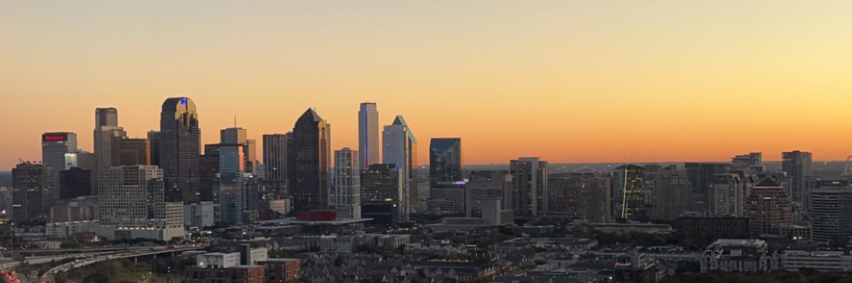 ann_val_'s profile banner image