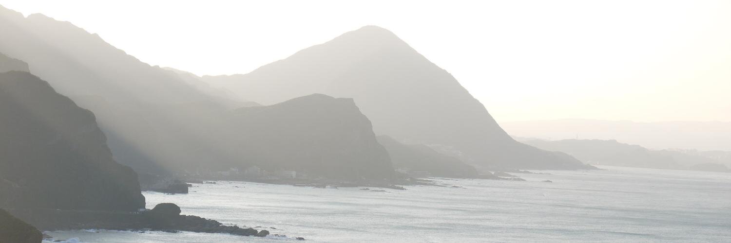 dongpo's profile banner image