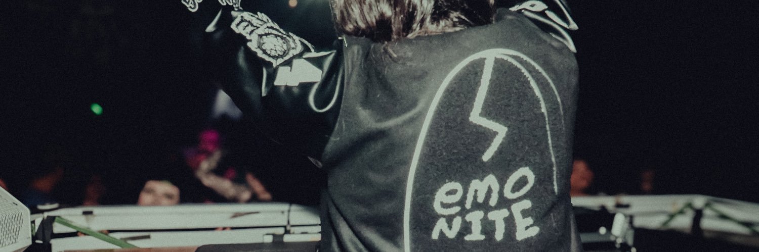 NeverShoutBruna's profile banner image
