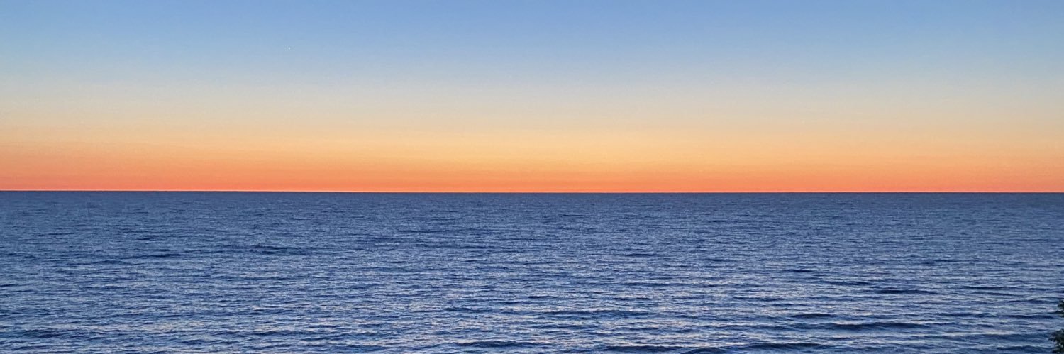 s_seara's profile banner image