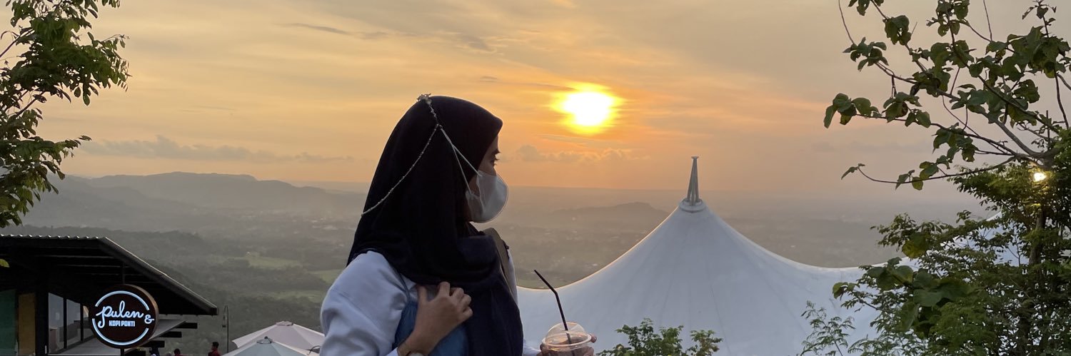 qonitamazida's profile banner image