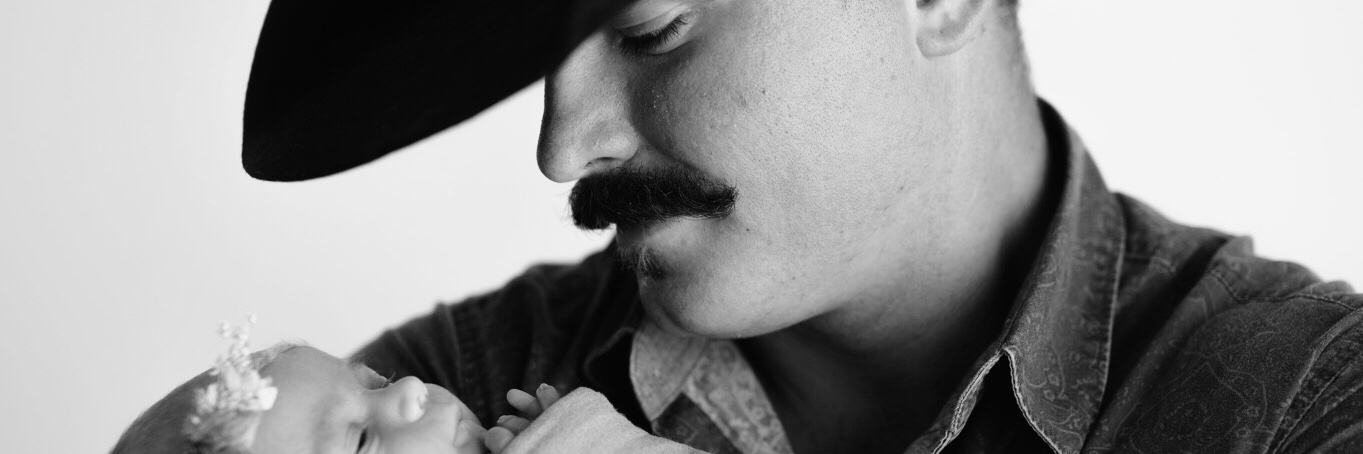 taylorlluther's profile banner image