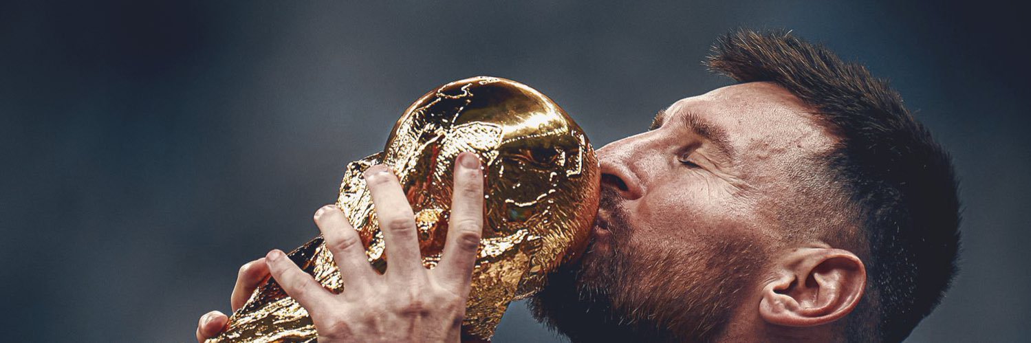 r_mustafa_'s profile banner image