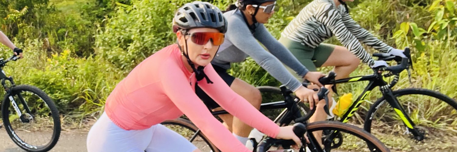 yepesmona's profile banner image