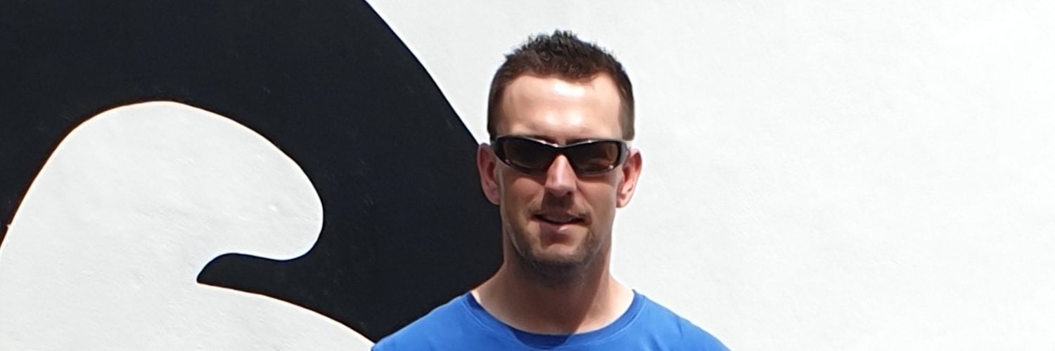 Closey1983's profile banner image