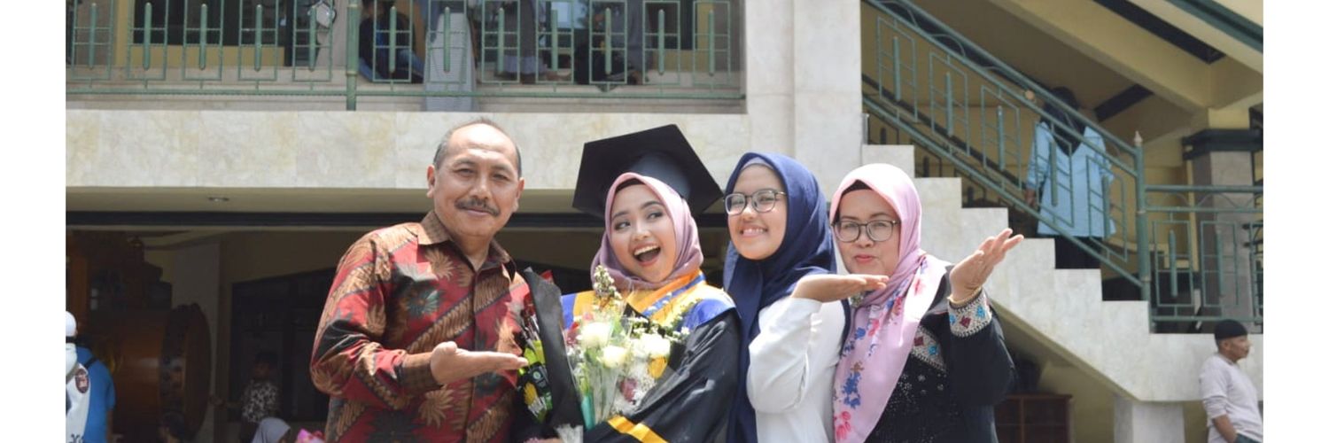dinibudiniati's profile banner image