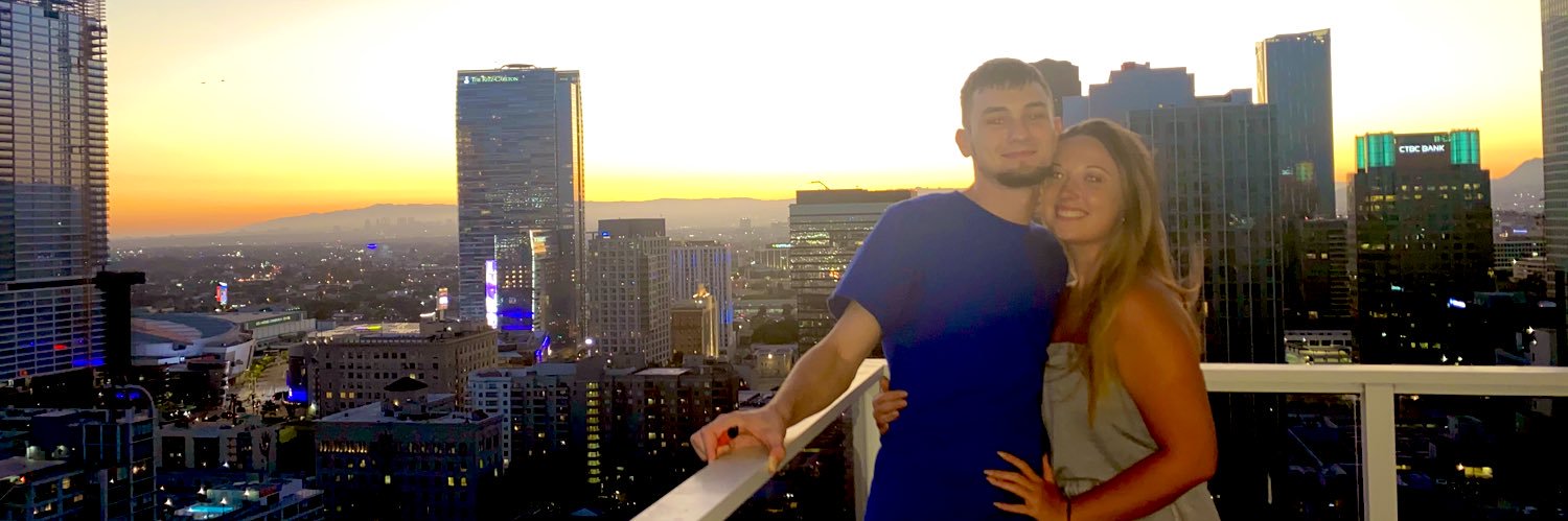 funnyashbitch's profile banner image