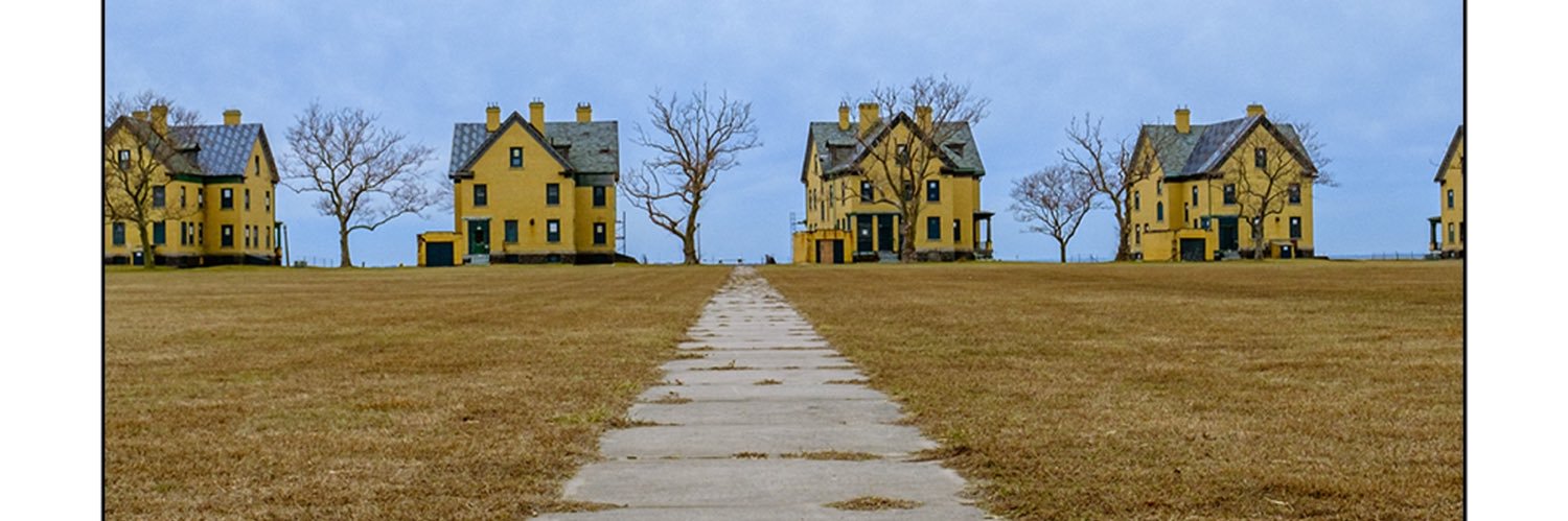18th & Addison banner
