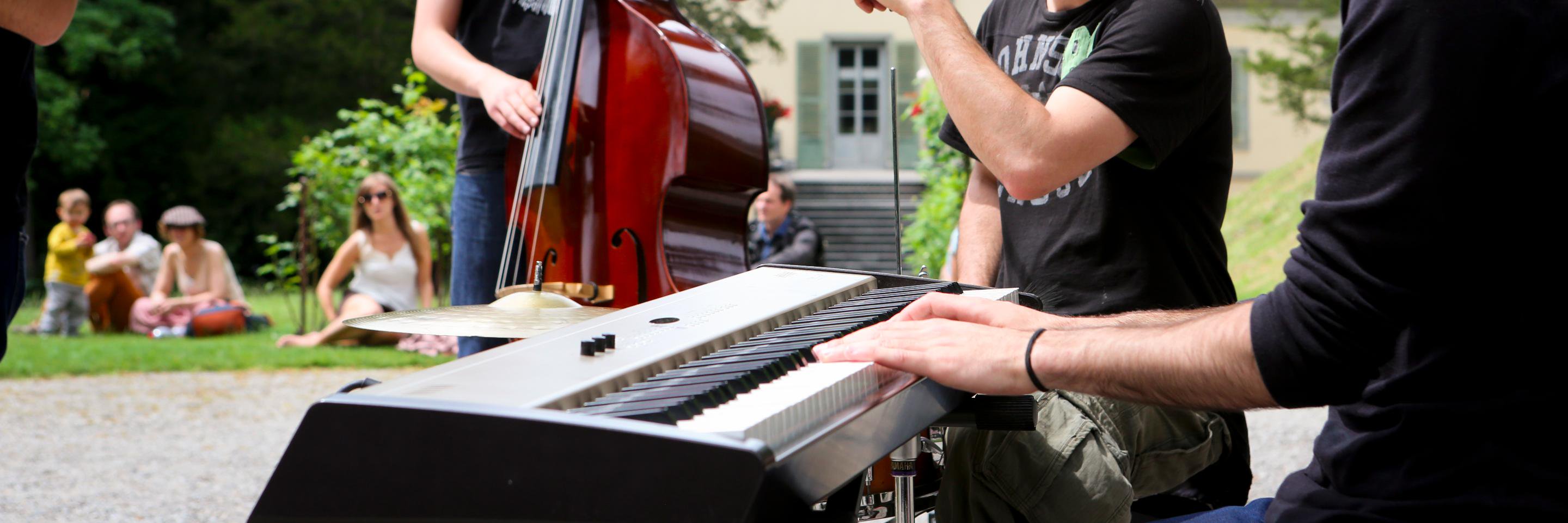 FMLausanne's profile banner image