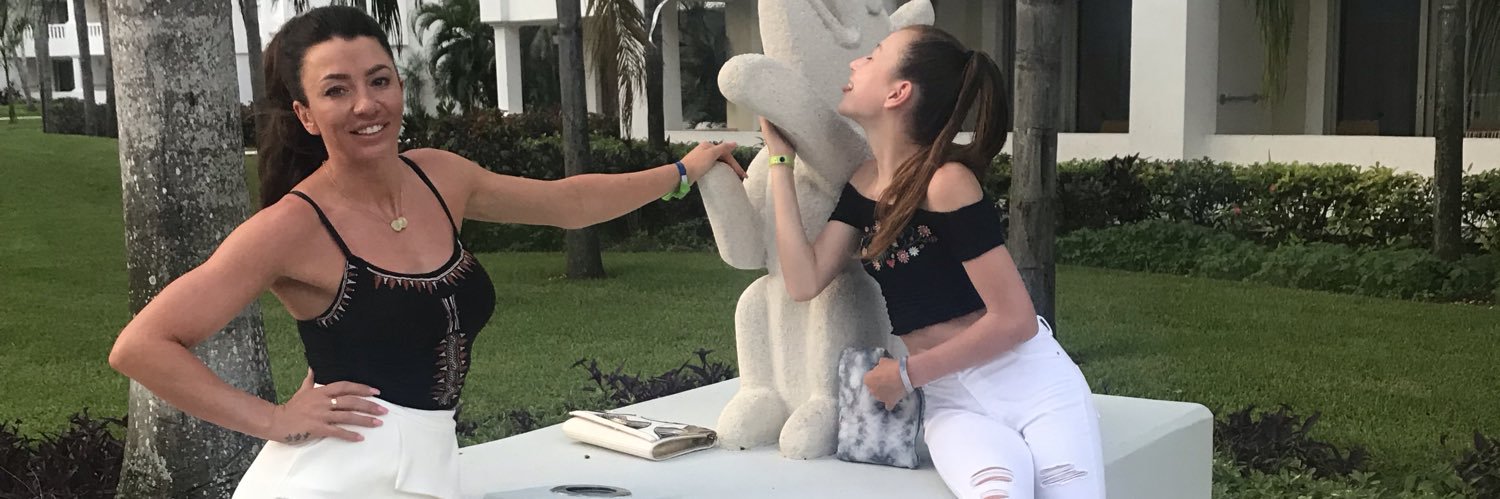 ClarezaLou's profile banner image