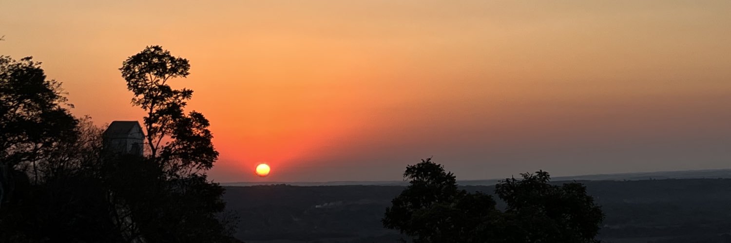 lore_benitez2's profile banner image