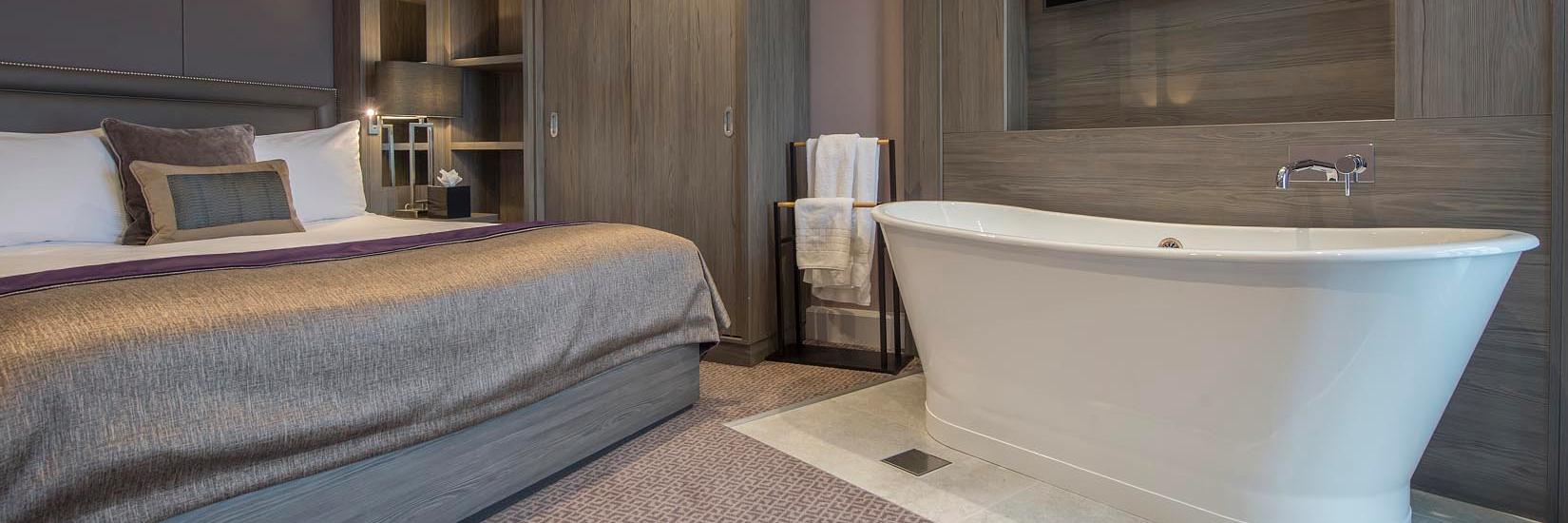 CP Royal Victoria banner