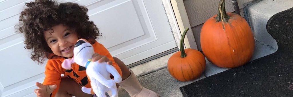 younghails's profile banner image