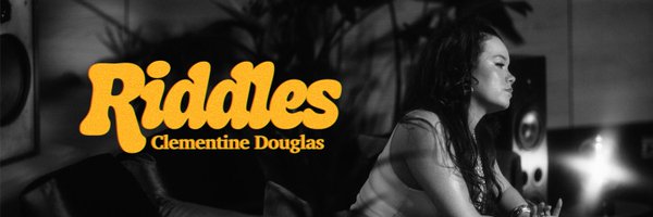 Clementine Douglas 🍊 Profile Banner