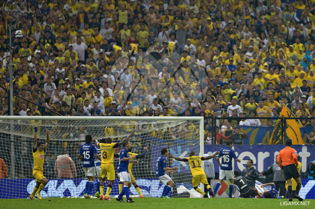 luis velazquez banner