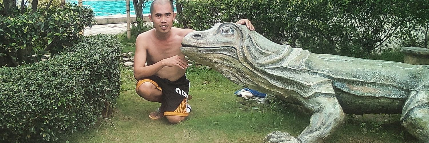 eybeegee310's profile banner image