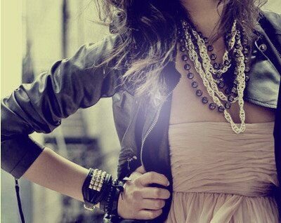 nisha_ranshur's profile banner image