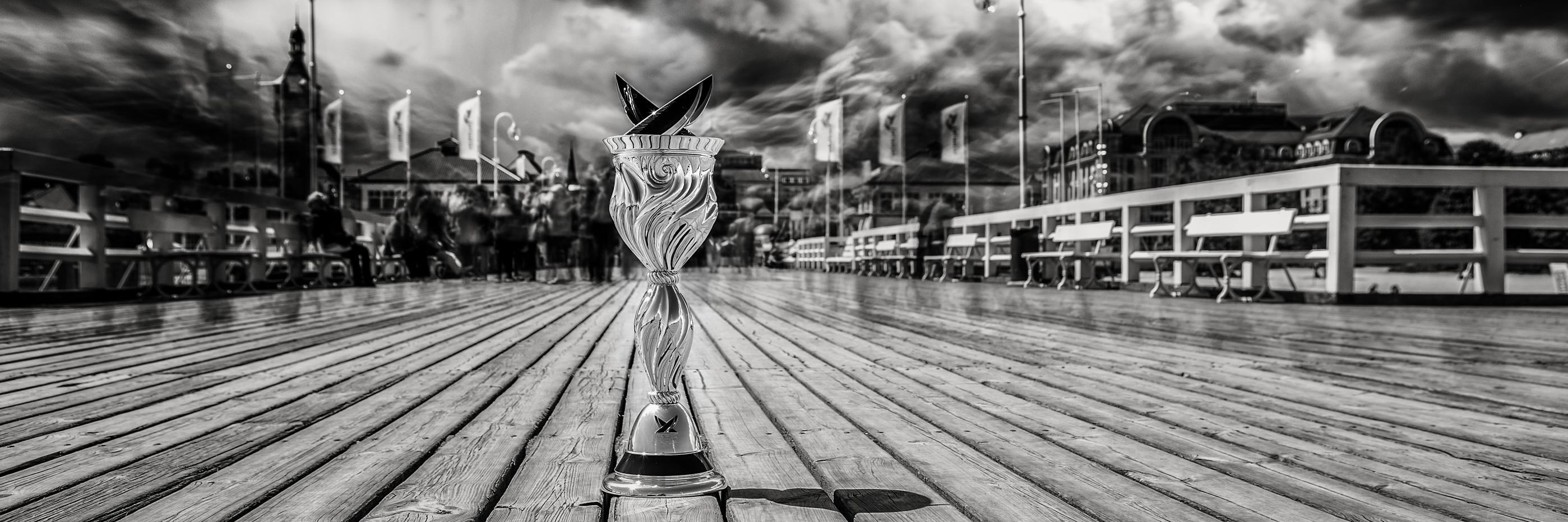 WMRT_liveraceupdates banner