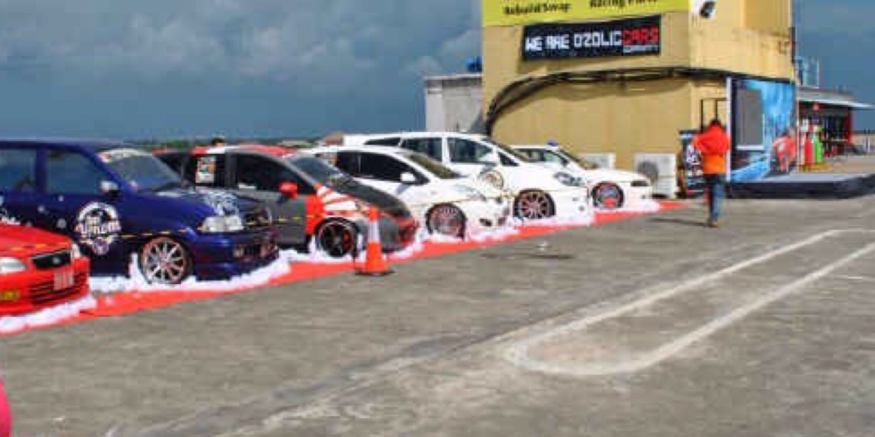 DzolicCars's profile banner image