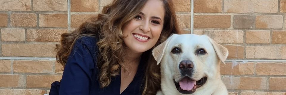 MariaViOliveira's profile banner image