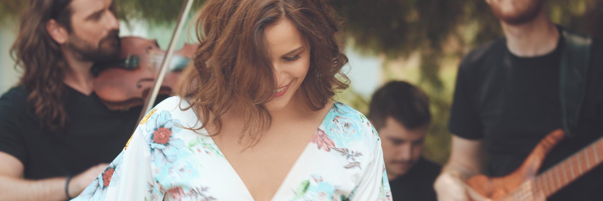anna_chr20's profile banner image
