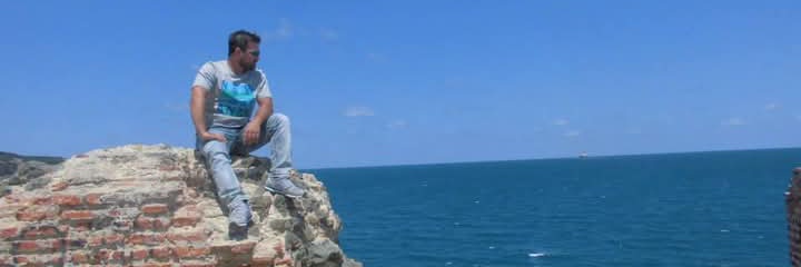 esrhm_'s profile banner image
