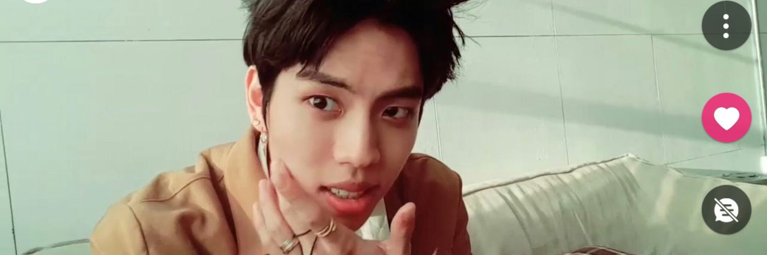 krlnaps's profile banner image