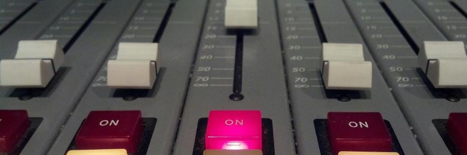 Lite Rock 97.5 WHMS banner