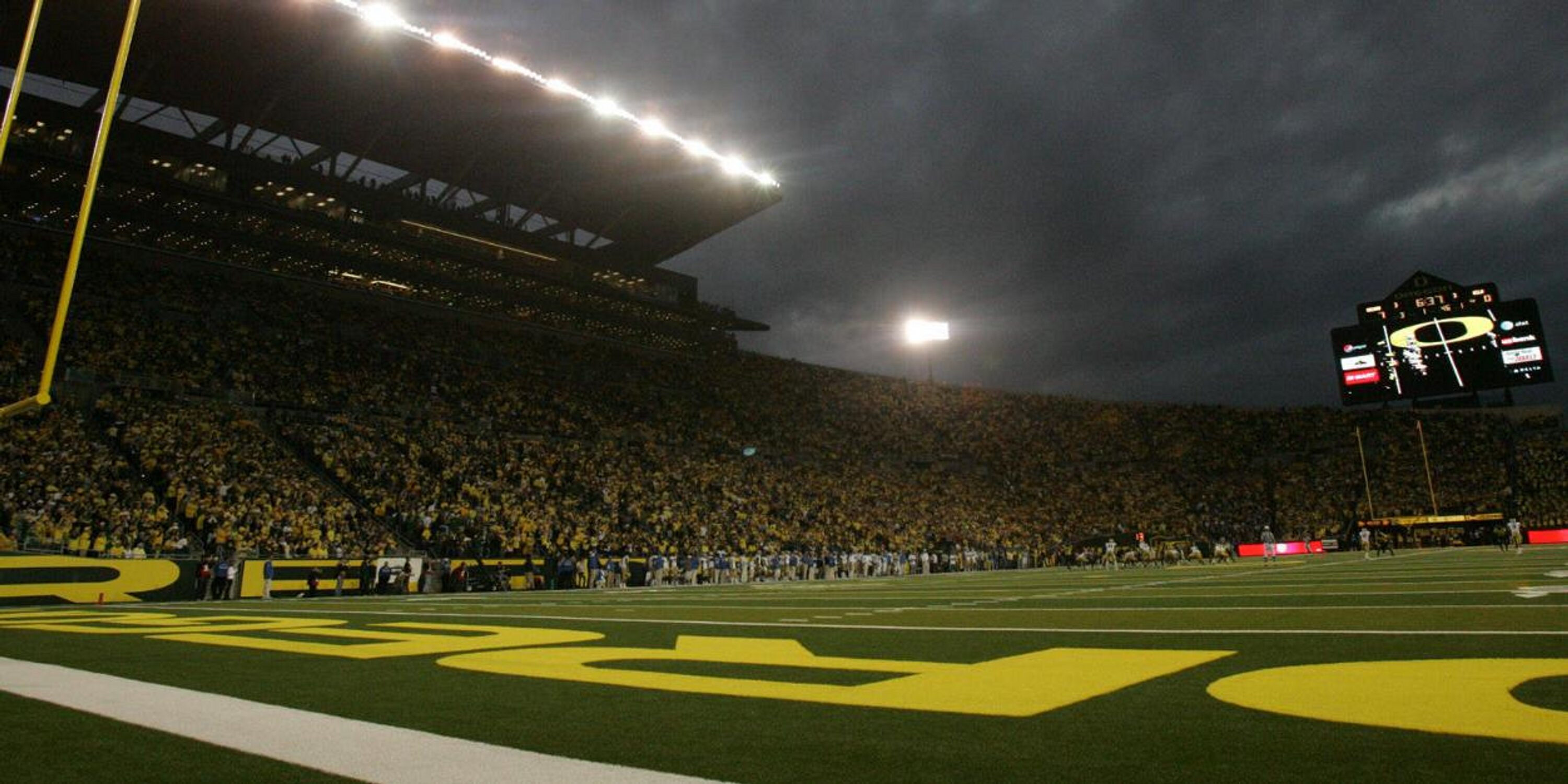 Dustin 🇨🇦 banner