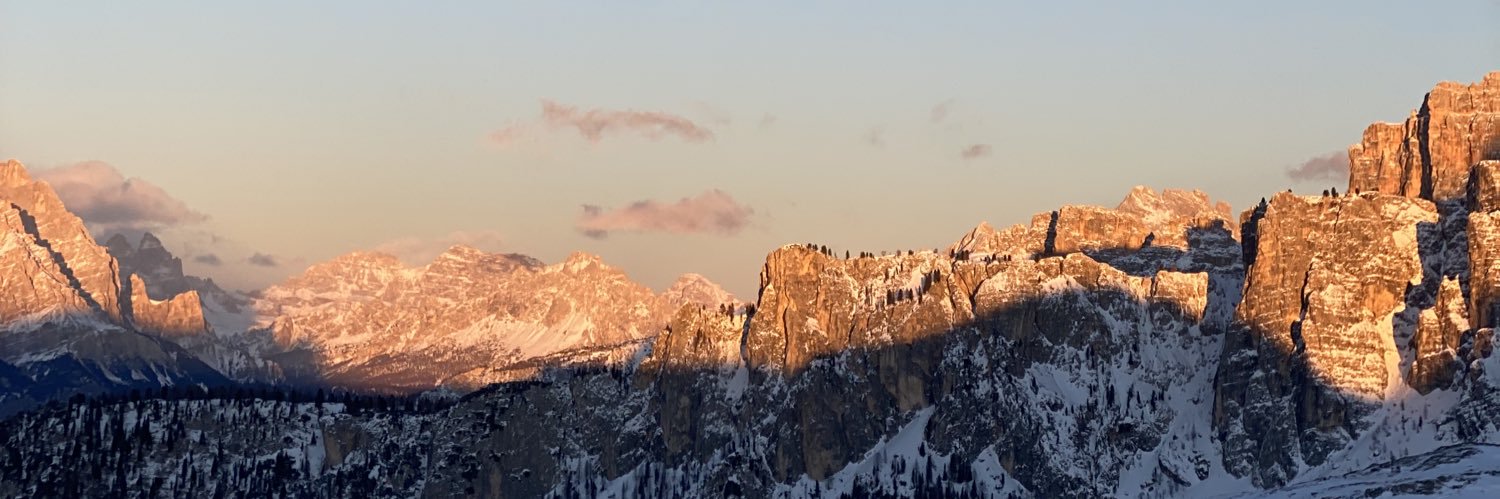 gabribett's profile banner image