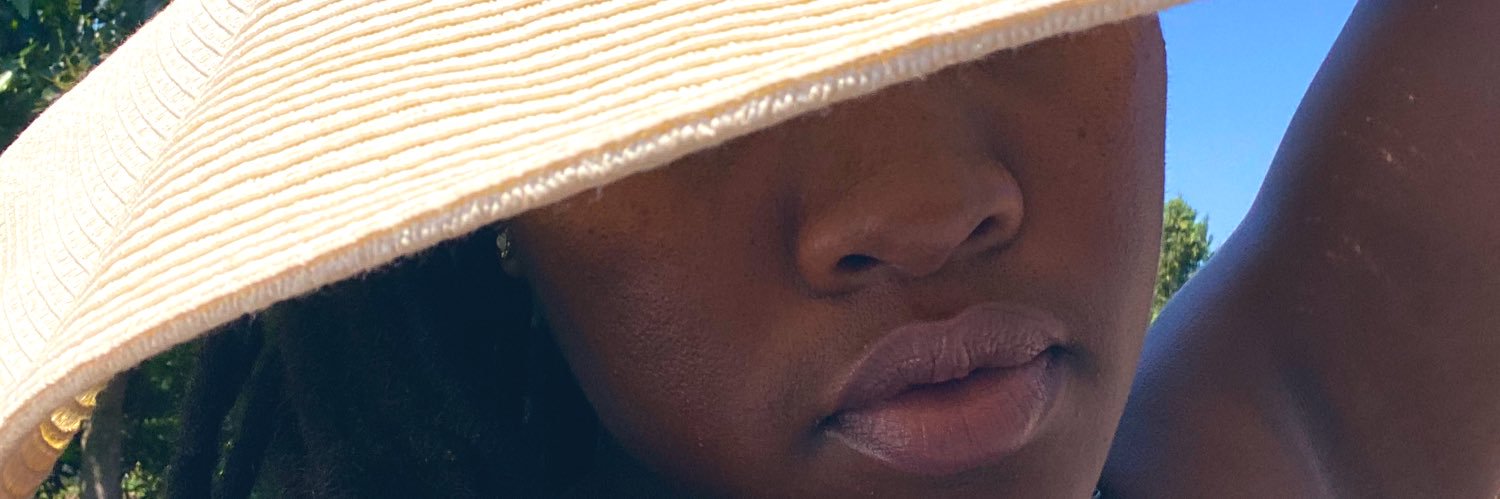 Vee_no1's profile banner image