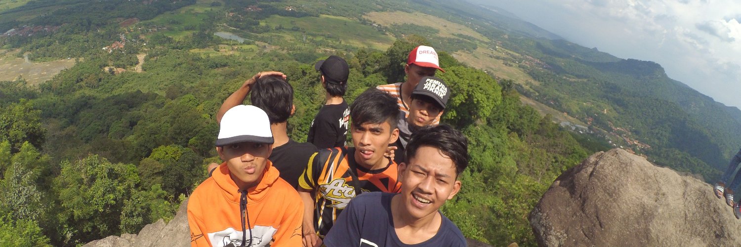 Mustari47's profile banner image