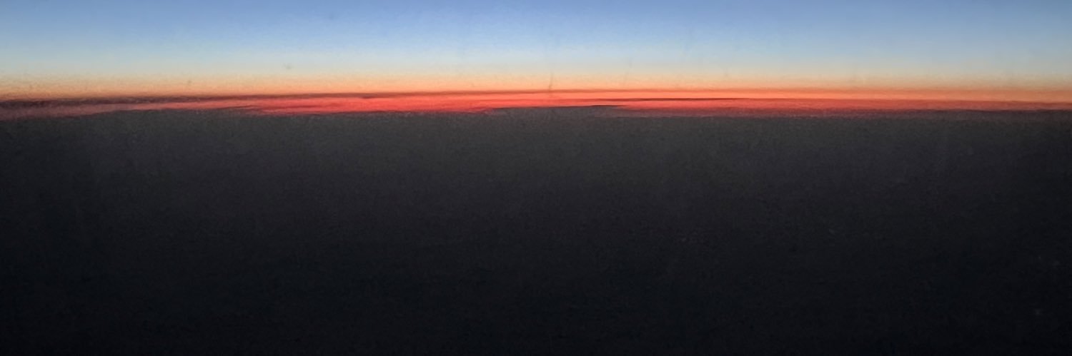 kvykmr's profile banner image
