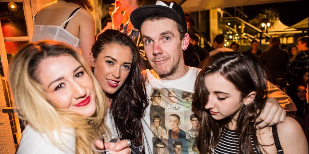 ChloePell's profile banner image