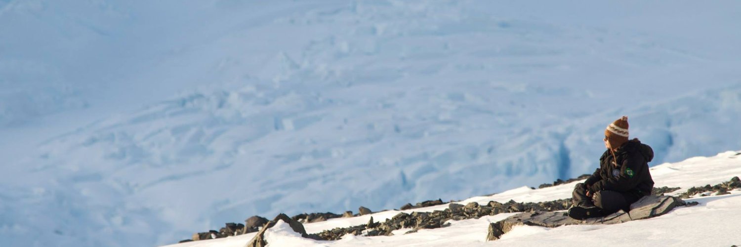 JuSantos7's profile banner image