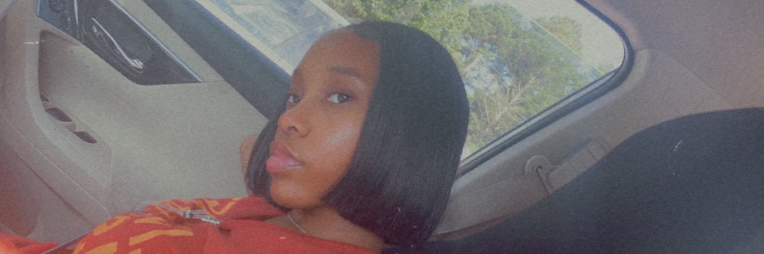 raymichelleeeee's profile banner image