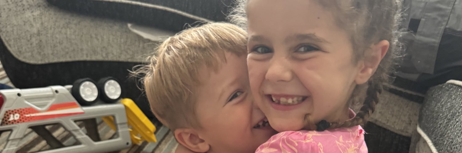 𝘋𝘢𝘪𝘴𝘺🦋 banner