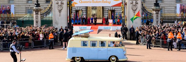 BellaTheBus Profile Banner