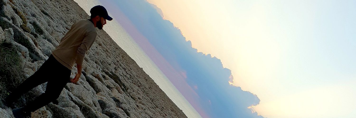 Dhanik banner
