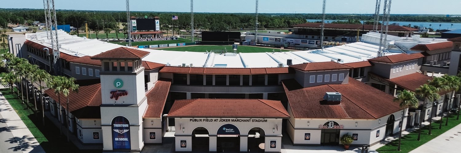 Lakeland Flying Tigers's banner