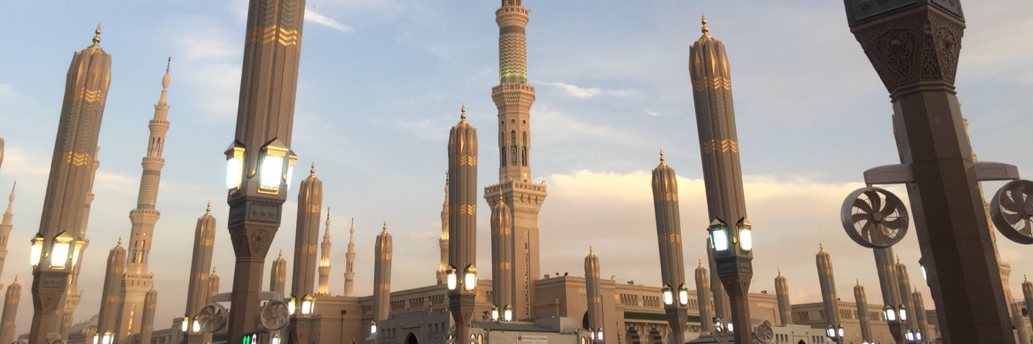 husnaaahisham's profile banner image