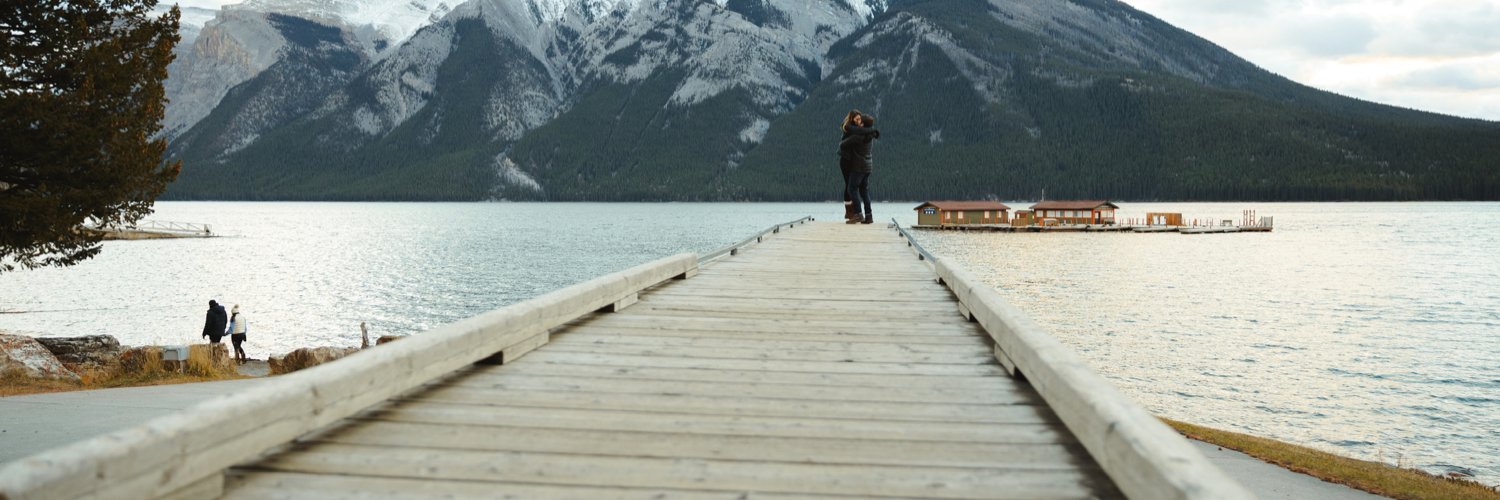 love_danarose's profile banner image