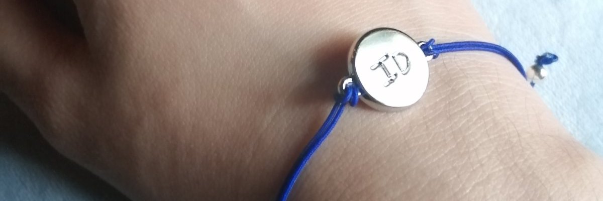 holimeri's profile banner image