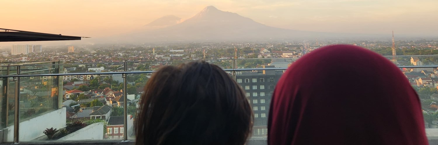 ncah_h's profile banner image
