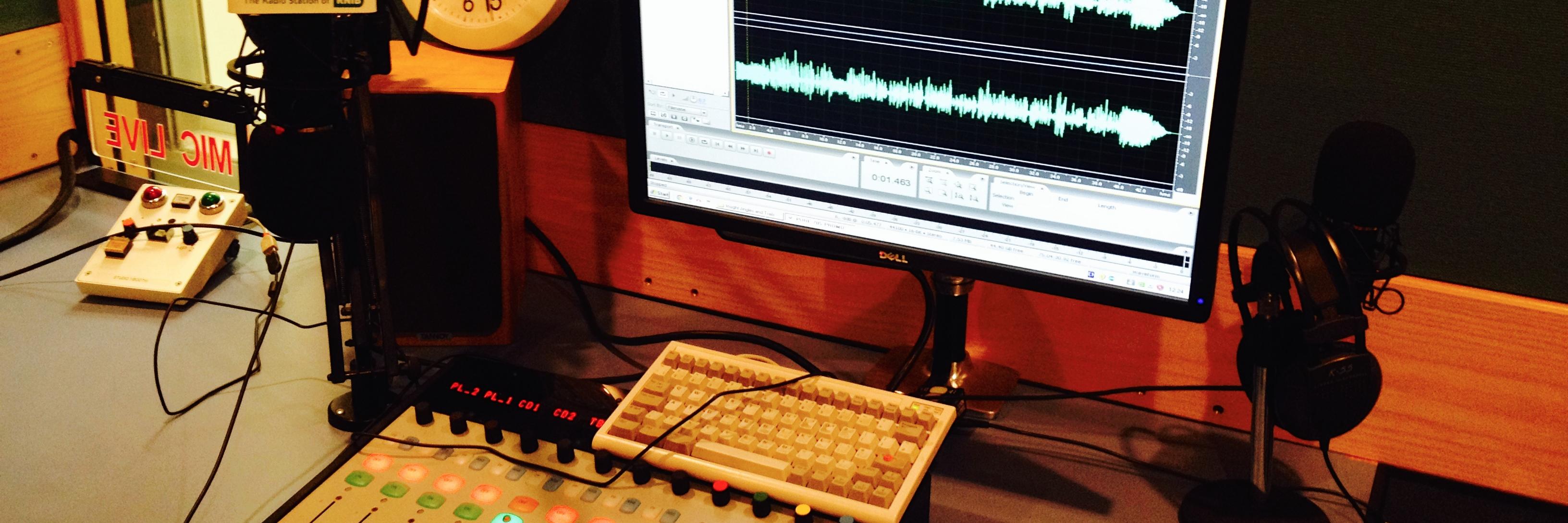 Leeanne Coyle banner